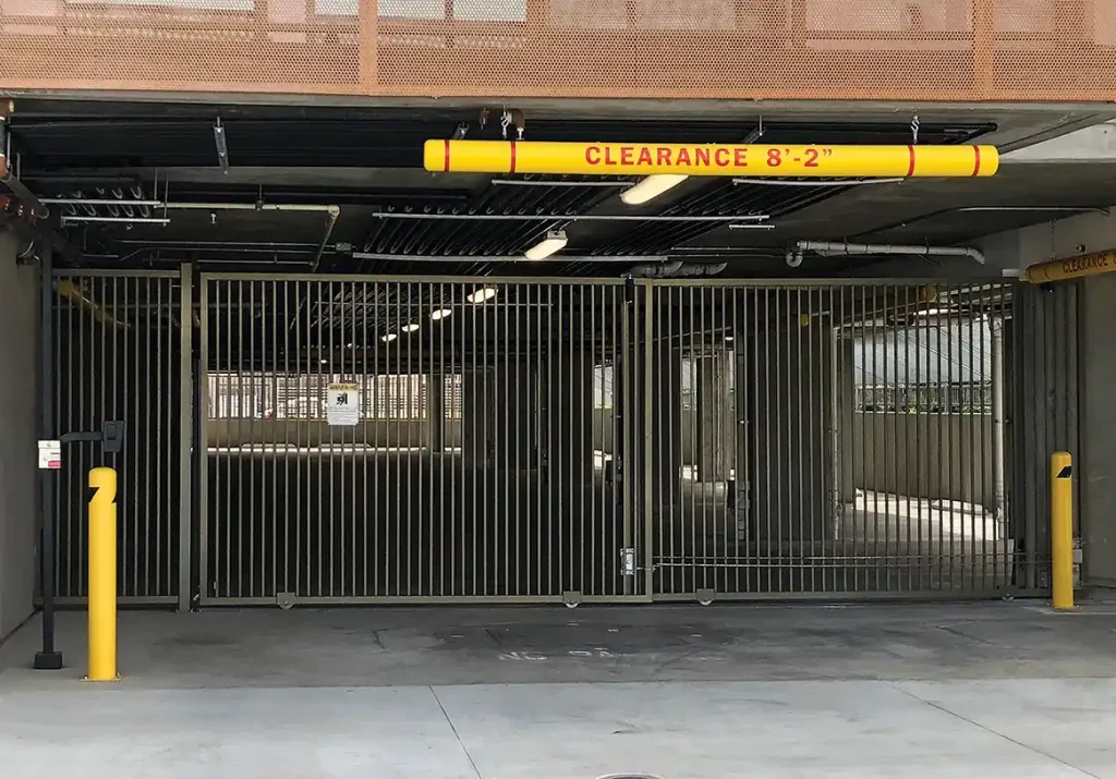 sliding gate